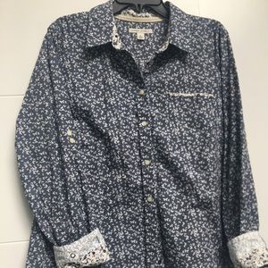 Banana Republic button down cotton shirt